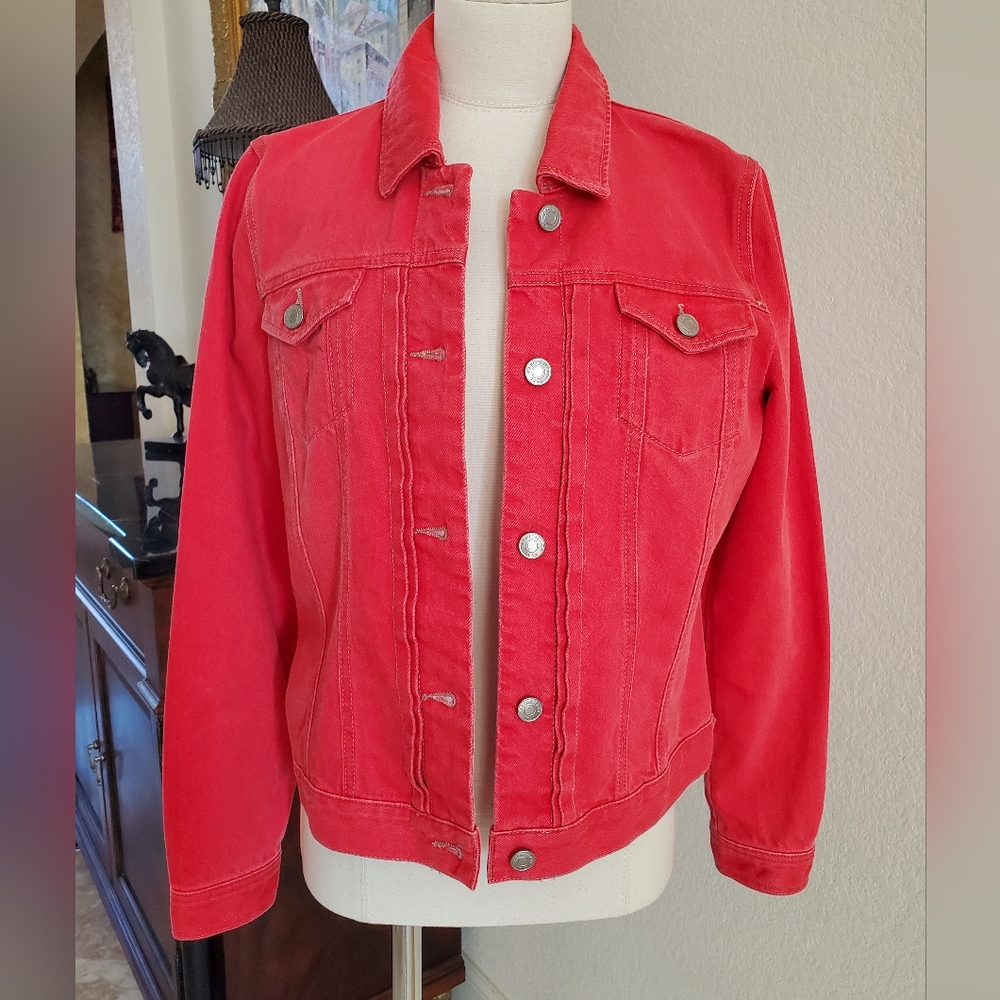 Caroll Paris Red Jean Jacket!!💥❤️